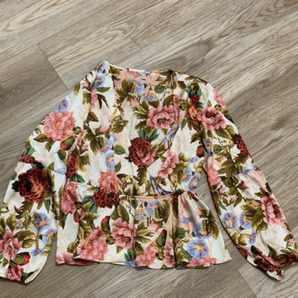 Guess Floral Wrap Blouse L EUC
